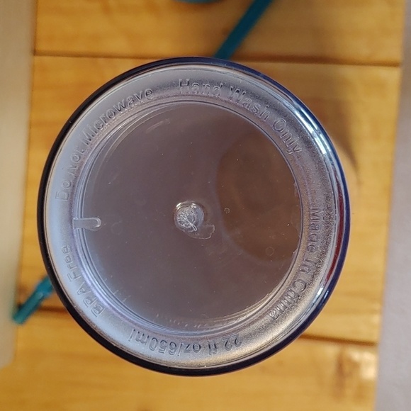 💚"S" COLD DRINK TUMBLER - Picture 7 of 7